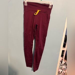 Maroon Fabletics Motion365 leggings
